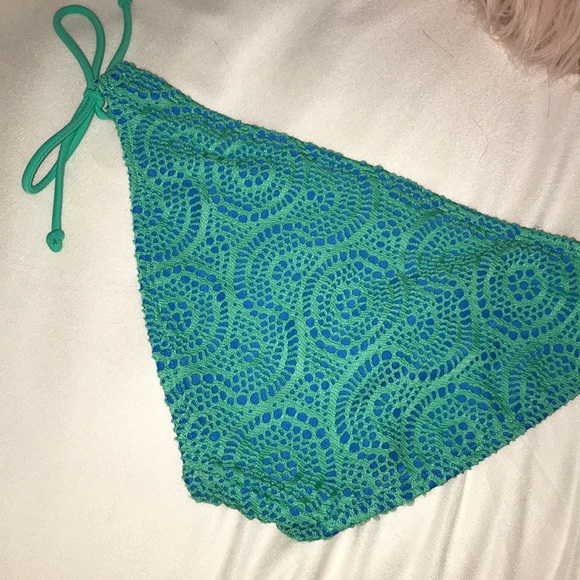 Aerie Crochet Bikini Bottoms - Picture 2 of 4